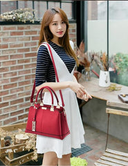 Women’s Versatile Leather Handbag – Tote, Crossbody & Shoulder Bag (Perfect Festival & Birthday Gift)